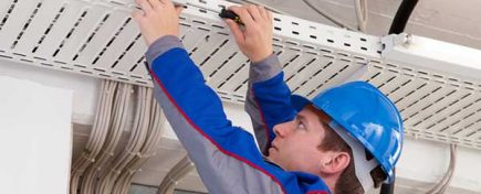 become a construction electrician-1