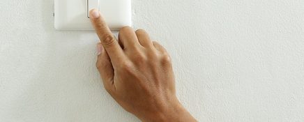 electrician career in construction-1